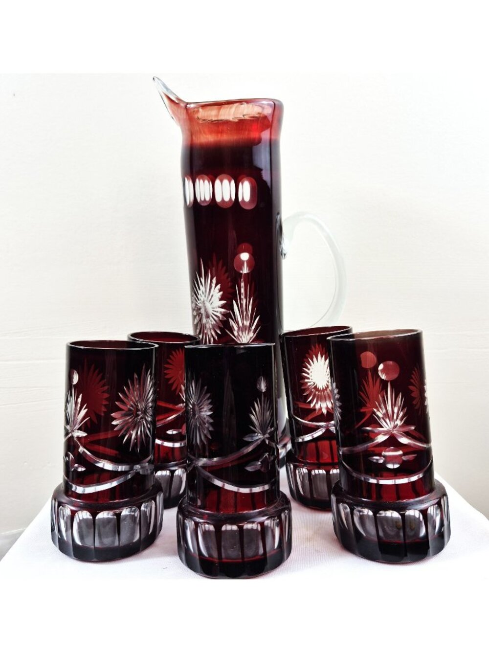 Vintage Ruby Red Cut To Clear Glass Pitcher w/ 5 Tumblers Set of 6 Starburst